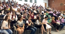 Stire din Cultură-Educație : Japonezii au răsplătit creațiile artistice ale elevilor români
