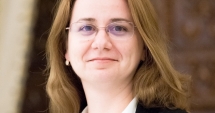 Stire din Cultură-Educație : Între obrăznicia și pragmatismul elevilor.  "Ei iau taurul de coarne și încearcă să spună lucrurilor pe nume"