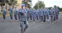 Stire din Eveniment : Adio, arme! Pălării și bastoane, la final de carieră, pentru trei militari de la Capu Midia
