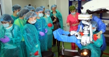 Stire din Sănătate : Lecții pentru "viitorii doctori" oftalmologi, la Mrini Eye Hospital