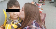 Stire din Eveniment : O mamă disperată își vrea copilul înapoi. "Am două decizii definitive ale instanței!"