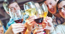 Stire din Sănătate : Consumul de alcool, prima cauză a pancreatitei. "Complicațiile pot duce la deces"