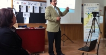 Stire din Cultură-Educație : "Părinții înjură pe la colțuri învățământul, dar nu putem fi uniți!"