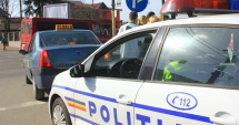 Stire din Eveniment : Examenul pentru carnetul de șofer va fi înăsprit. Trei probe practice cu polițiști diferiți. "Așa vom termina cu șpaga"