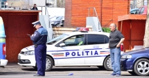 Stire din Eveniment : Polițiștii, legați la mâini de lege. "De câte ori am pus cătușe, de atâtea ori am fost cercetat"
