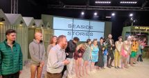 Stire din Cultură-Educație : În sala extrem de mică a Teatrului de Stat, regizorul Radu Afrim a reconstruit genial imensitatea plajei din "Seaside Stories"