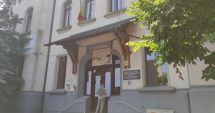 Stire din Cultură-Educație : Să fie a treia oară cu noroc? Se dă startul probei scrise la concursul de directori