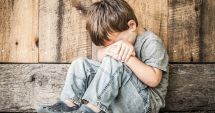 Stire din Social : Sărăcie lucie în numeroase familii din România. Peste 1,5 milioane de copii, afectați de izolarea socială