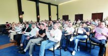 Stire din Politică-Administrație : Dispută la ședința CJC. Liberalii acuză conducerea instituției că ignoră proiectele PNL