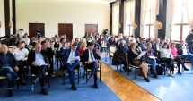 Stire din Politică-Administrație : Consilierii locali, convocați la ședință de primarul Decebal Făgădău. Ce proiecte se vor discuta
