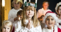 Stire din Cultură-Educație : Se organizează serbări de Crăciun în școli și grădinițe? Părinții au pornit deja cu "ne dați, ori nu ne dați?"