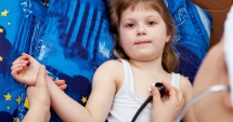 Stire din Sănătate : Atenție mare la copiii cu alergii! Dacă sesizați semne de șoc anafilactic, sunați urgent la 112
