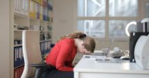 Stire din Economie : „Solidaritatea Sanitară” a lansat aplicația de evaluare gratuită a riscului de epuizare profesională/burnout