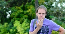 Stire din Cultură-Educație : "Am pornit dintr-o nebunie de a face altceva cu liceenii!"