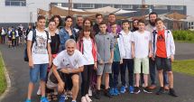 Stire din Sport : Înotătorii de la Palatul Copiilor se pregătesc la bazinul lui Răzvan Florea