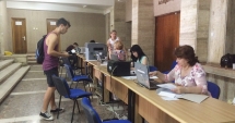 Stire din Cultură-Educație : "Fabricile" de navigatori români  s-au împotmolit. UMC și Academia Navală își ademenesc studenții cu același tarif