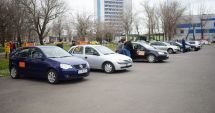 Stire din Eveniment : Mulți picați în rândul celor care vor permisul auto. Sunt de vină examinatorii sau emoțiile?