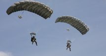 Forțele pentru Operații Speciale Române, salturi cu parașuta de la mare și mică altitudine în poligonul Capu Midia