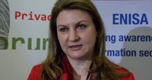 Stire din Politică-Administrație : Fostul ministru Adriana Țicău, audiată la DNA