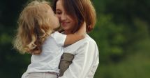 Stire din Social : Sprijin pentru părinții singuri! Legea care elimină turele de noapte