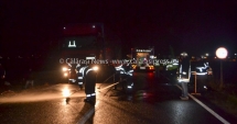 Stire din Eveniment : TRAGEDIE RUTIERĂ, DIN CAUZA UNEI DEPĂȘIRI PERICULOASE! Doi morți și cinci răniți. Sunt implicați și membri ai staff-ului unei echipe de fotbal