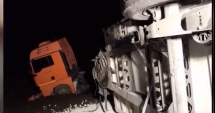 Stire din Eveniment : ATENȚIE, IMAGINI ȘOCANTE! Copil de 10 ani și mama lui au murit într-un accident rutier