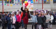 Stire din Cultură-Educație : 50 de ani de tradiție și carte, la Școala Gimnazială nr. 30 "Gheorghe Țițeica"