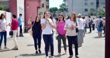 Stire din Cultură-Educație : Admitere computerizată la liceu. Cine sunt fruntașii și care sunt codașii Constanței
