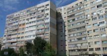 Stire din Social : Blocurile comuniste, șubrezite de modificările din apartamente. "Ce-o fi, o fi, Dumnezeu cu mila!"
