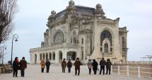 Stire din Social : Spectacol de lumini pe Cazinoul Constanța