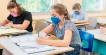 Stire din Cultură-Educație : Cine va face triajul elevilor, în şcoli. Asistentele medicale, detaşate la Ambulanţă şi în centrele de vaccinare