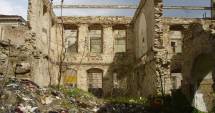 Stire din Social : Cum va fi salvată de la pieire o clădire veche din Peninsulă
