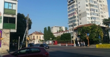 Stire din Social : Bulevardul Ferdinand a scăpat de cablurile agățate de stâlpi
