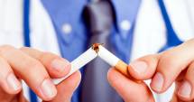 Stire din Sănătate : Cât de dăunător este fumatul. Cancerul pulmonar pândește după fiecare țigară