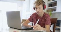 Stire din Cultură-Educație : Încă o lună de vacanță forțată. Începe programul Școala de acasă