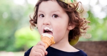 Înghețata cu arome artificiale  poate provoca boli grave la copii