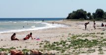 Stire din Diverse : Relaxare, foșnet de valuri și nisip sfârâind, pe plajele sălbatice de pe litoral