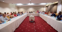 Stire din Social : Mai e Mamaia stațiune turistică? "Mai trebuie acolo un târg de păsări și purcei"