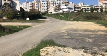Stire din Social : Parcuri și parcări! Constănțenii din cartierul Faleză Nord cer administrației locale amenajarea zonei