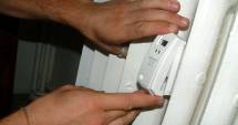 Stire din Social : Ai, n-ai, dai! Constănțenii, obligați  să-și monteze repartitoare pe calorifere