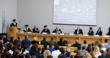 Stire din Cultură-Educație : 25 de ani de învățământ superior de calitate, la Universitatea "Andrei Șaguna"
