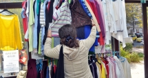 Stire din Social : Cum să-ți iei haine de firmă, la prețuri imbatabile. Rușinea nu ține la etichetă