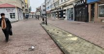 Stire din Social : Case abandonate, afaceri ruinate, circul foamei - în buricul târgului