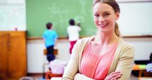 Stire din Cultură-Educație : Se caută cele mai bune soluții la ISJ. "Nu vom începe școala cu elevi care să nu aibă pe nimeni la catedră!"
