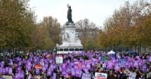 Stire din Actualitate : Mii de oameni au protestat în Franţa împotriva violenţei asupra femeilor. „Mai este normal să numărăm morţii?”