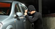 Stire din Eveniment : HOȚ DIN MAȘINI, prins de polițiștii din Constanța