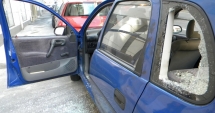 Stire din Eveniment : Case și mașini sparte la Constanța.  Ce trebuie  să faceți pentru  a nu cădea  în plasa hoților