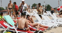 Stire din Eveniment : Cum a fost lăsată fără telefon mobil  o turistă  din Mamaia