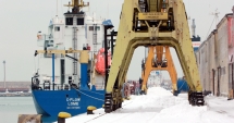 Stire din Economie : Porturile maritime românești, paralizate de furtună