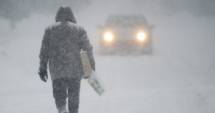 Furtună de zăpadă la Moscova: trafic paralizat, zboruri anulate